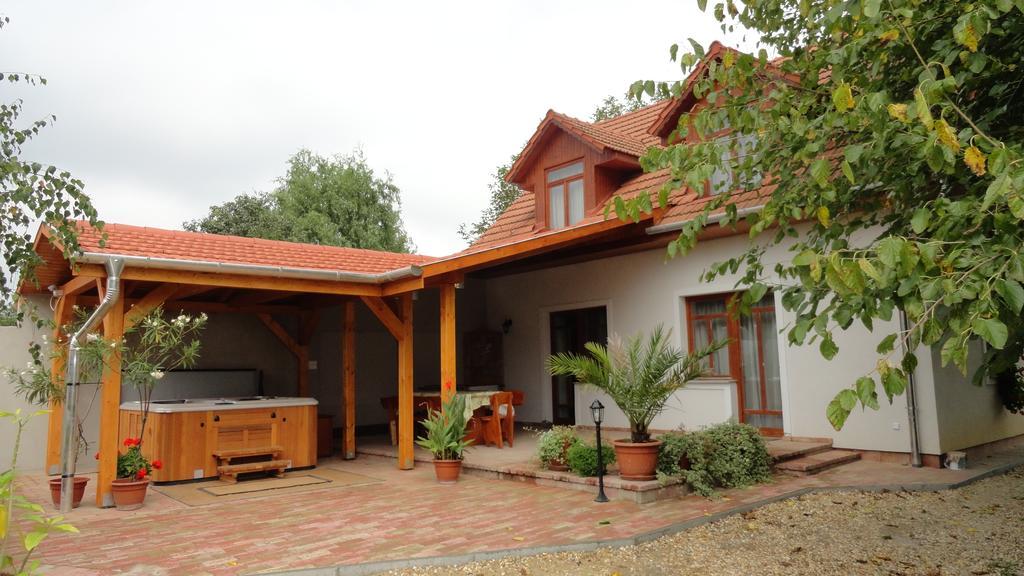 Gerendas Vendeghaz Egerszalok Exterior photo